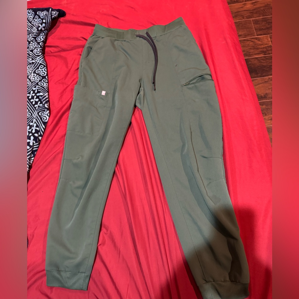 Women’s Large On-Call Scrub Jogger (Hunter Green)